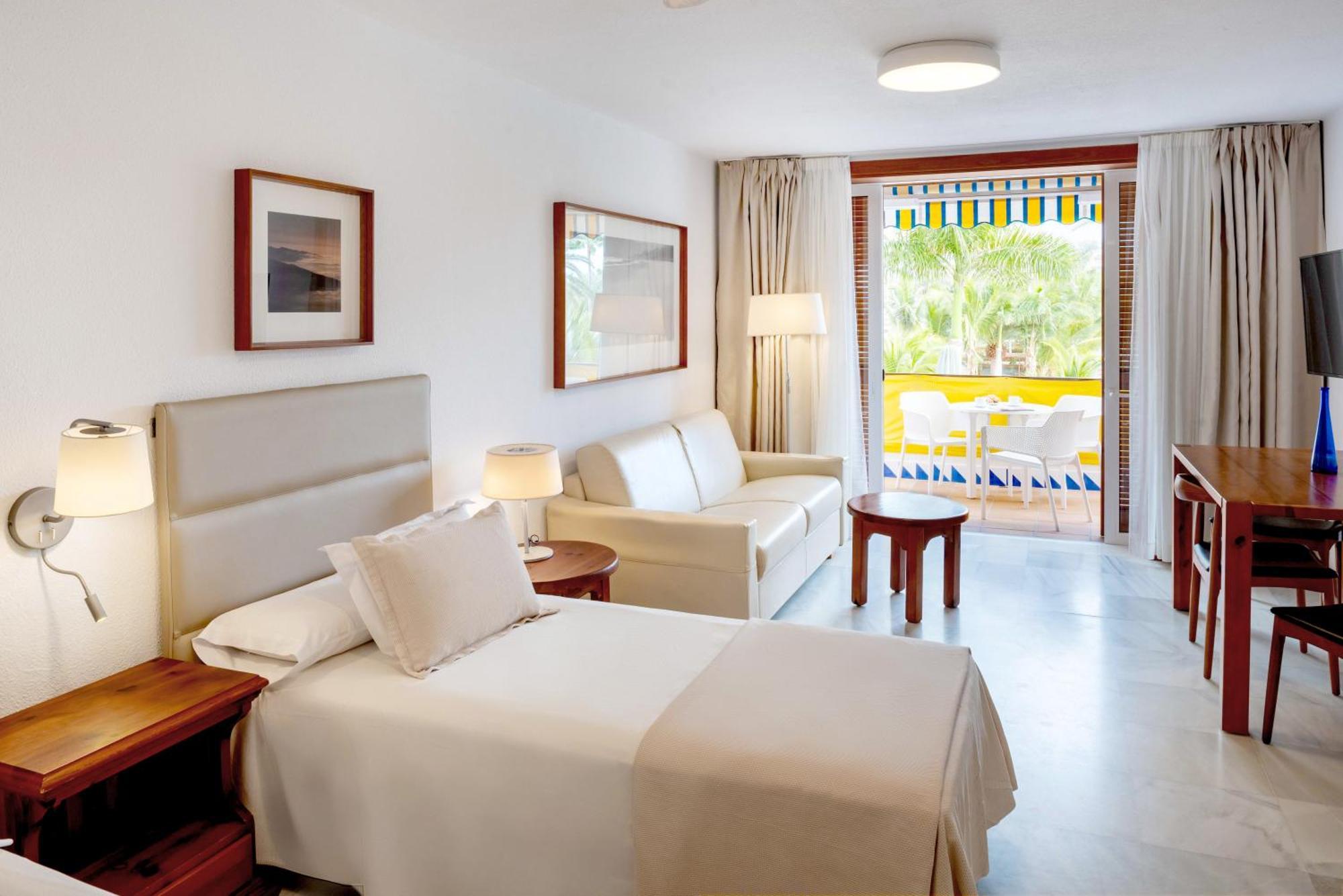 Parque Santiago III Official Apart otel Playa de las Américas Dış mekan fotoğraf