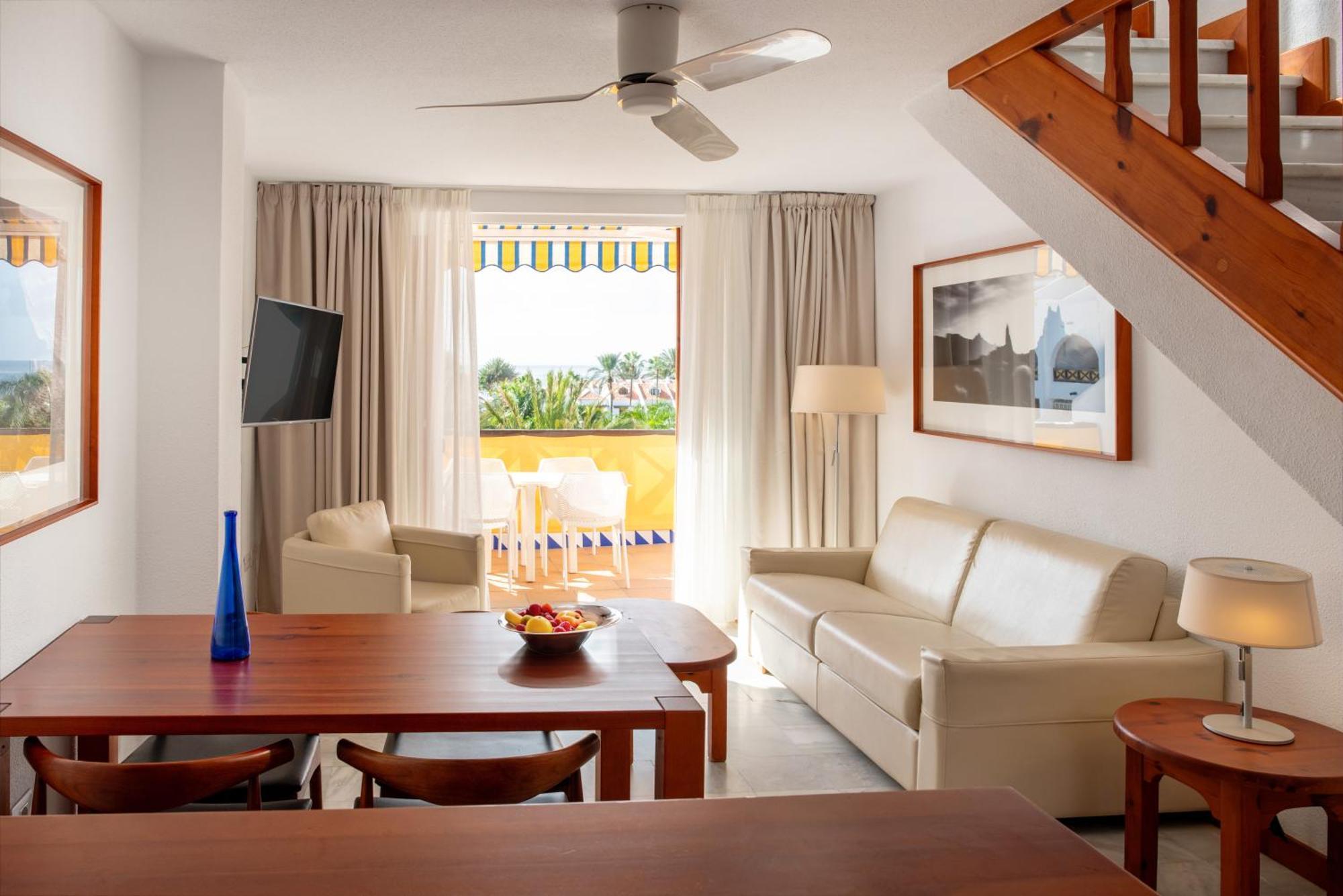 Parque Santiago III Official Apart otel Playa de las Américas Dış mekan fotoğraf