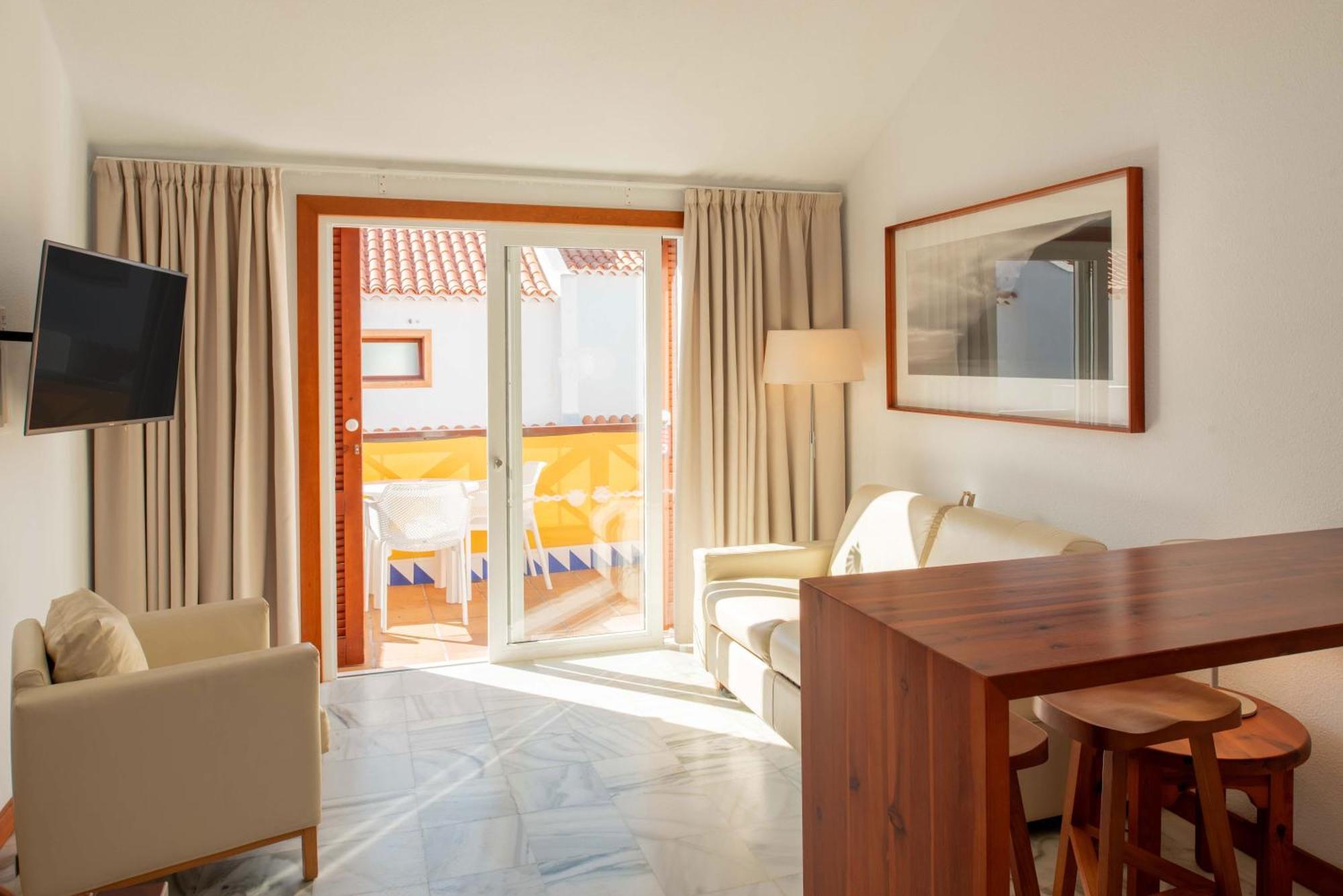 Parque Santiago III Official Apart otel Playa de las Américas Oda fotoğraf